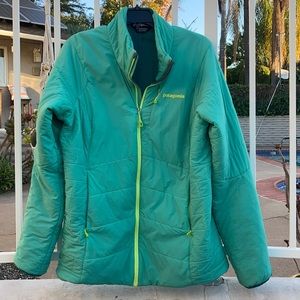 Mint green Patagonia lightweight insulated zip
